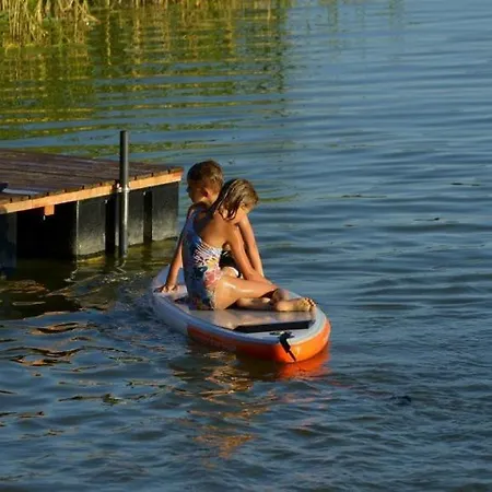 假日公园 Osrodek Wypoczynkowy Zapach Drewna & *